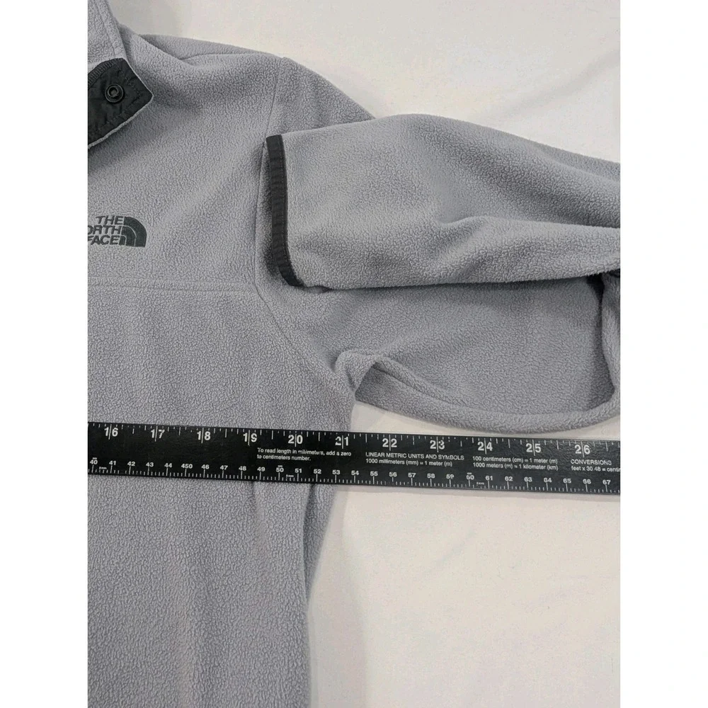 The North Face Sweater Mens Medium Gray Fleece TKA Glacier Snap‎ Neck Pullover